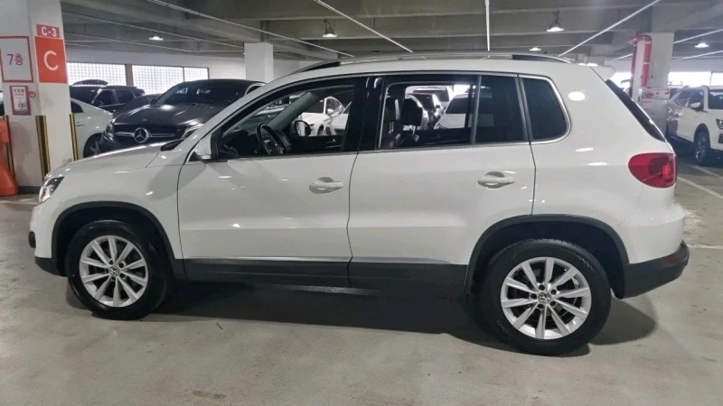 Volkswagen Tiguan 4