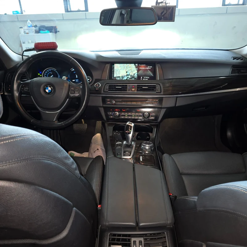 BMW 5-Series 520d Luxury Plus 15