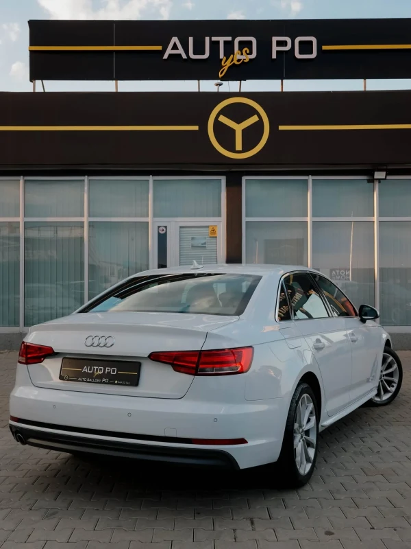 Audi A4 30 TDI S-Line 6