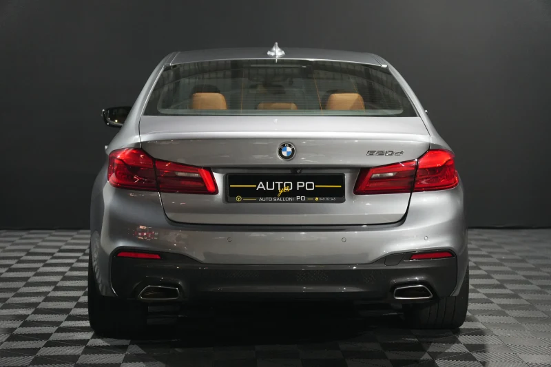 BMW 5-Series 520d G30 M Sport 8