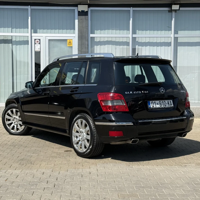Mercedes-Benz GLK-Class 6