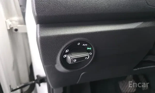 Volkswagen T-Roc 2.0 TDI Style 29
