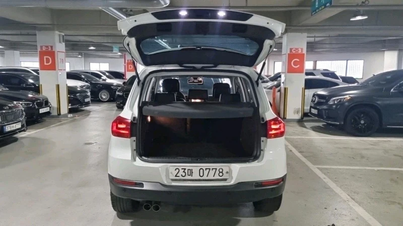 Volkswagen Tiguan 7