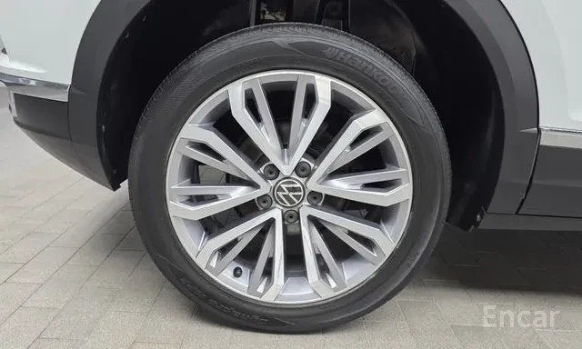 Volkswagen T-Roc 5