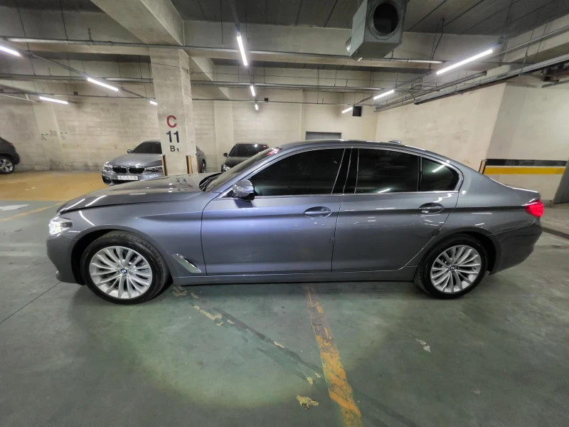 BMW 5-Series 520d xDrive Luxury Plus 7