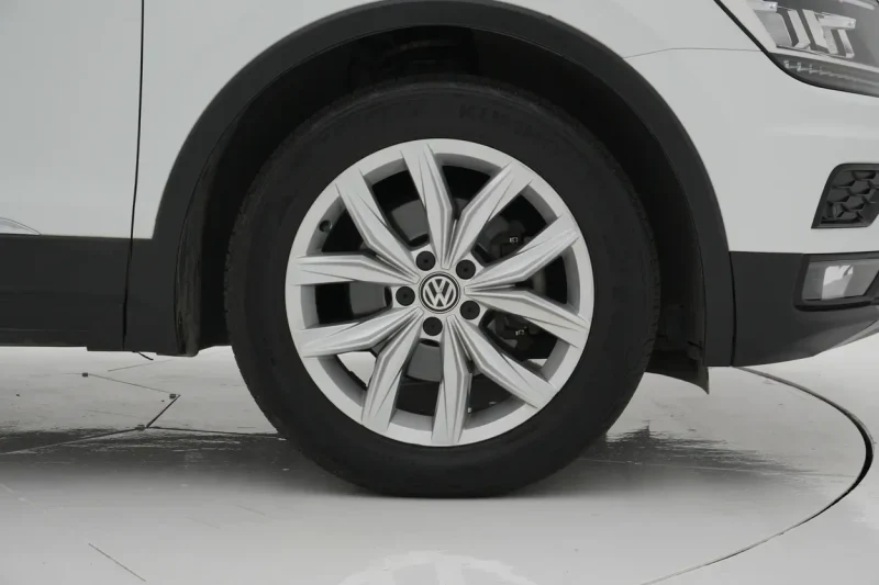 Volkswagen Tiguan 2.0 TDI Premium 14