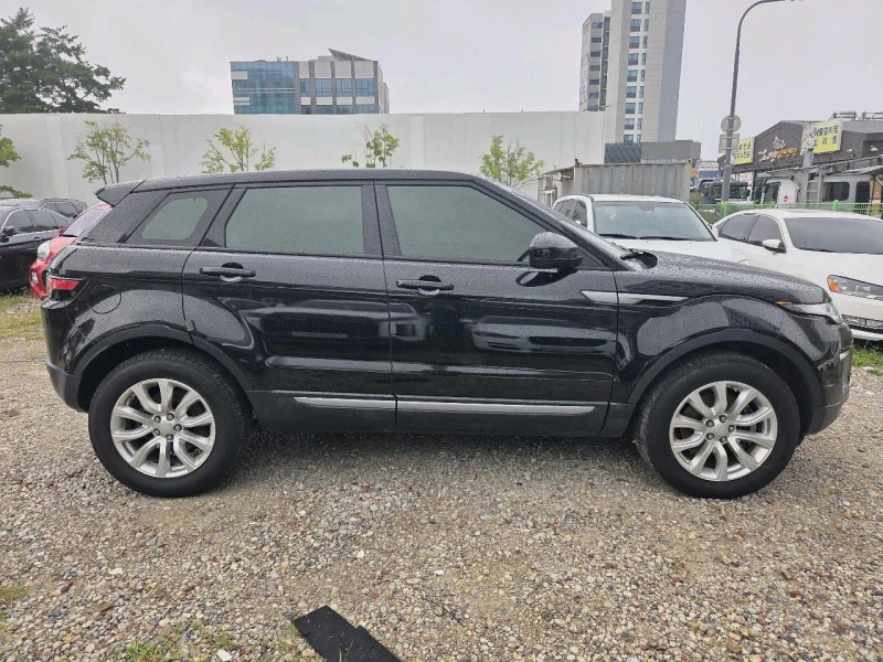 Land Rover Range Rover Evoque 2.0 TD4 SE 7