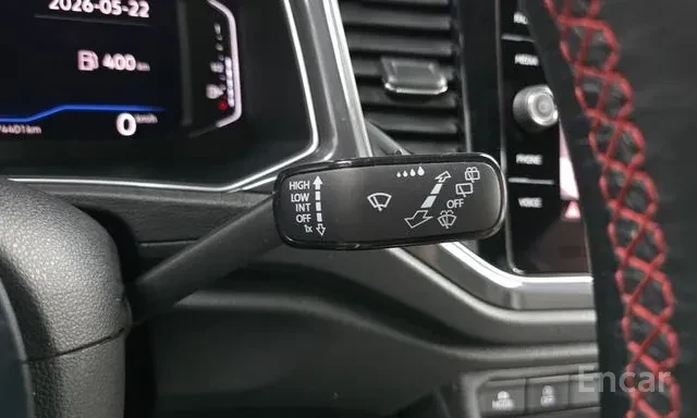 Volkswagen T-Roc 26