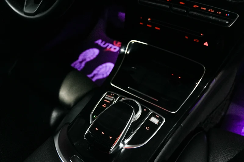Mercedes-Benz C-Class C200 d 13
