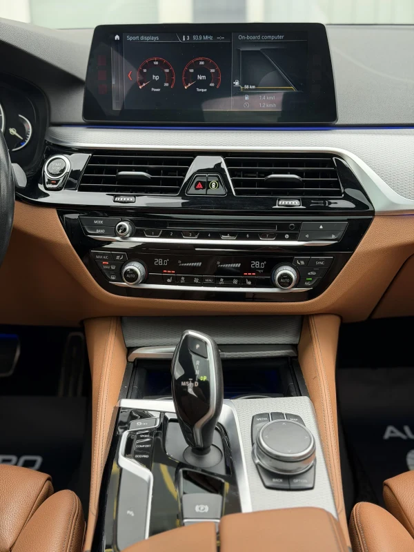 BMW 5-Series 520d M Sport 17