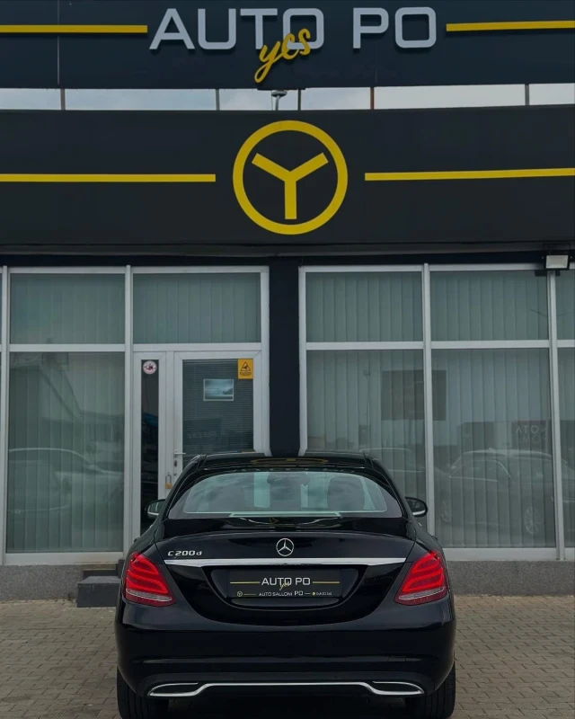Mercedes-Benz C-Class C200 5