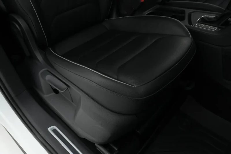 Volkswagen Tiguan 2.0 TDI Premium 23