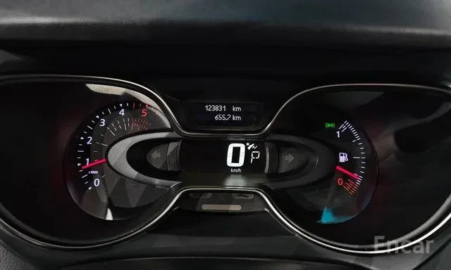 Renault QM3 RE 10