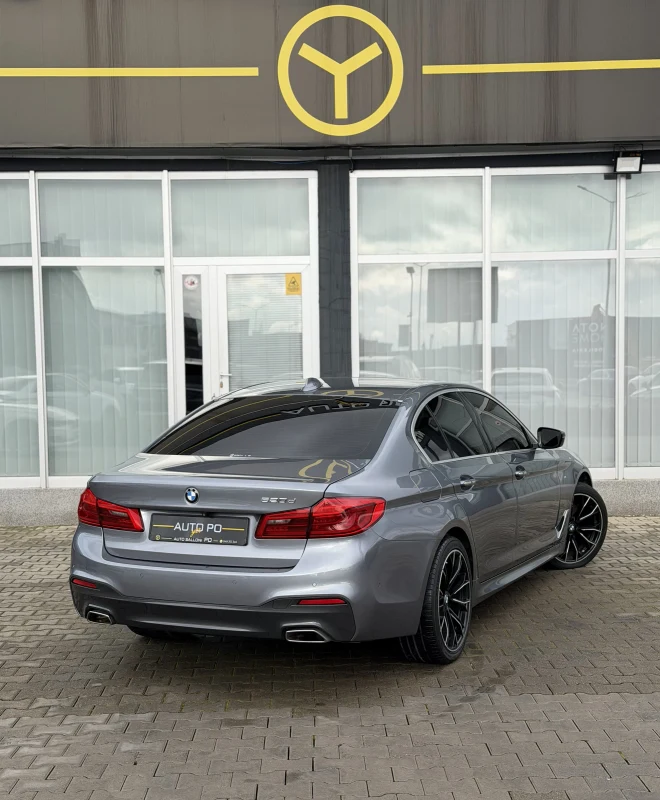 BMW 5-Series 520d M Sport 8