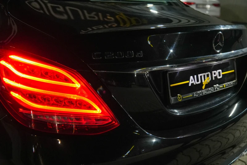 Mercedes-Benz C-Class C200 d 18