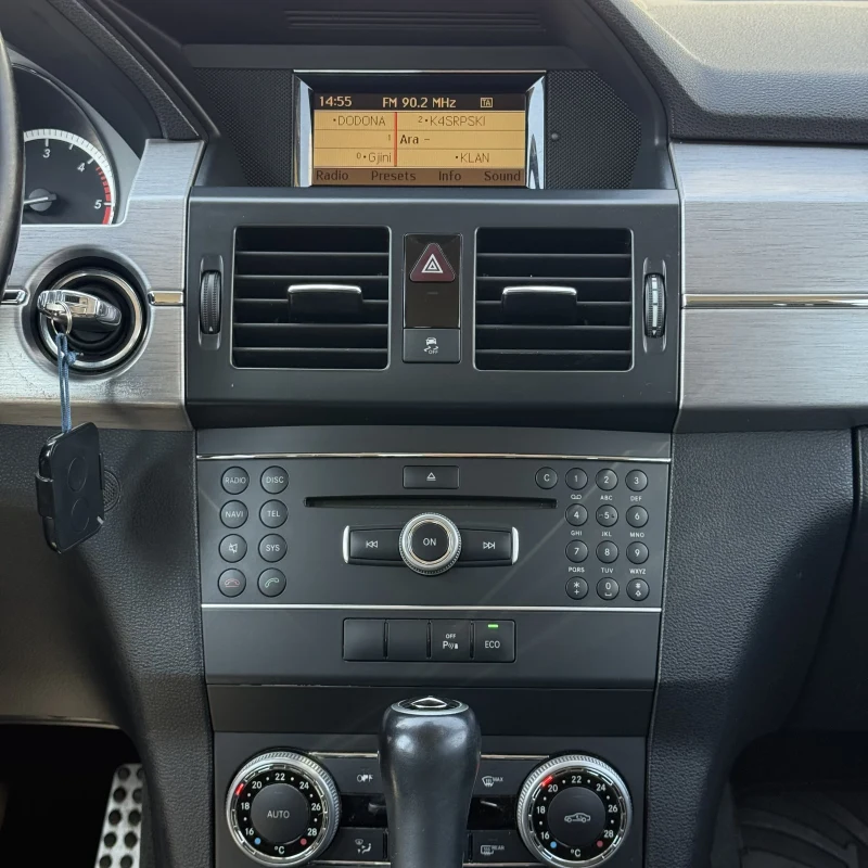 Mercedes-Benz GLK-Class 15