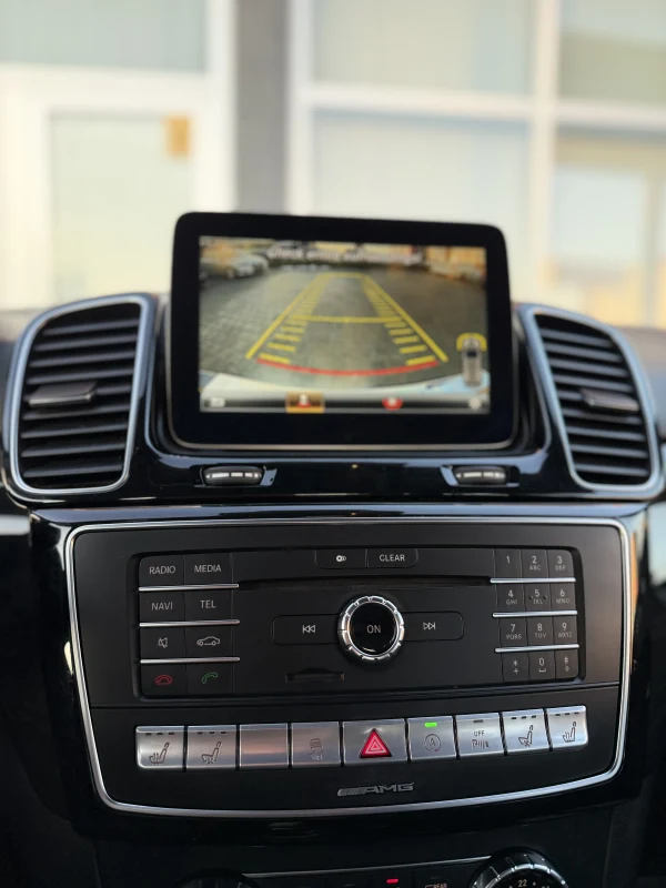 Mercedes-Benz GLE-Class GLE350 d 4MATIC AMG-Line 20