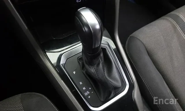 Volkswagen T-Roc 2.0 TDI Style 12