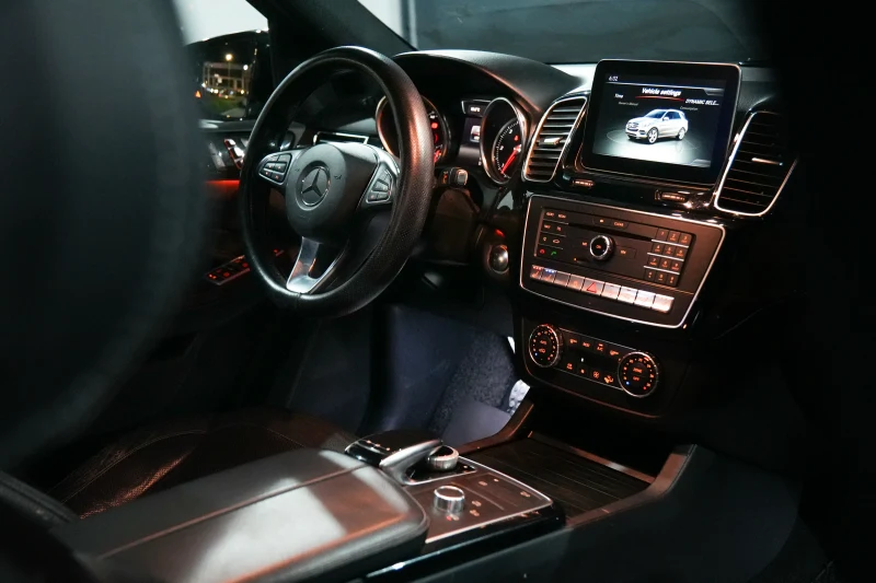 Mercedes-Benz GLE-Class GLE350 d 4Matic AMG-Line 7