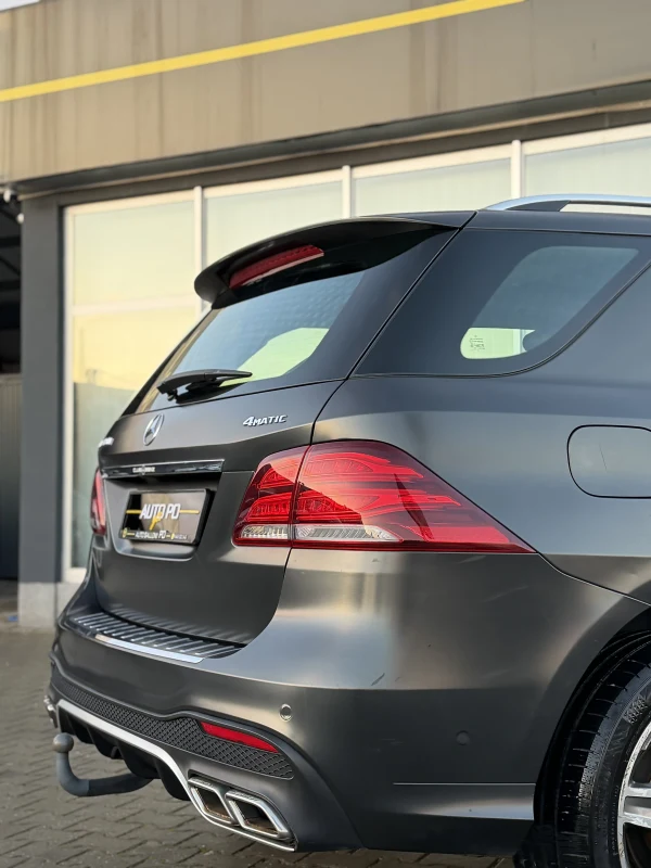 Mercedes-Benz GLE-Class GLE350 d 4MATIC AMG-Line 10