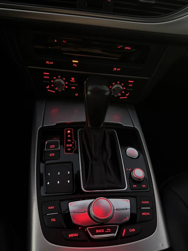 Audi A6 35 TDI Quattro Matrix 15