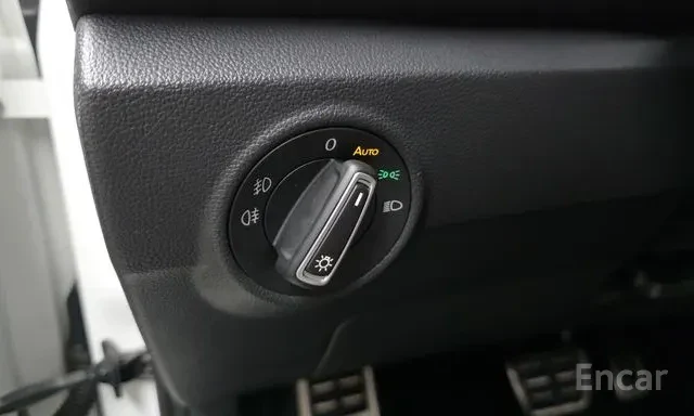 Volkswagen T-Roc 25