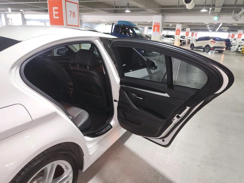 BMW 5-Series 520d M Sport 22