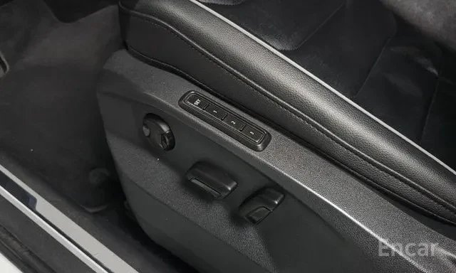 Volkswagen Tiguan 2.0 TDI Prestige 19