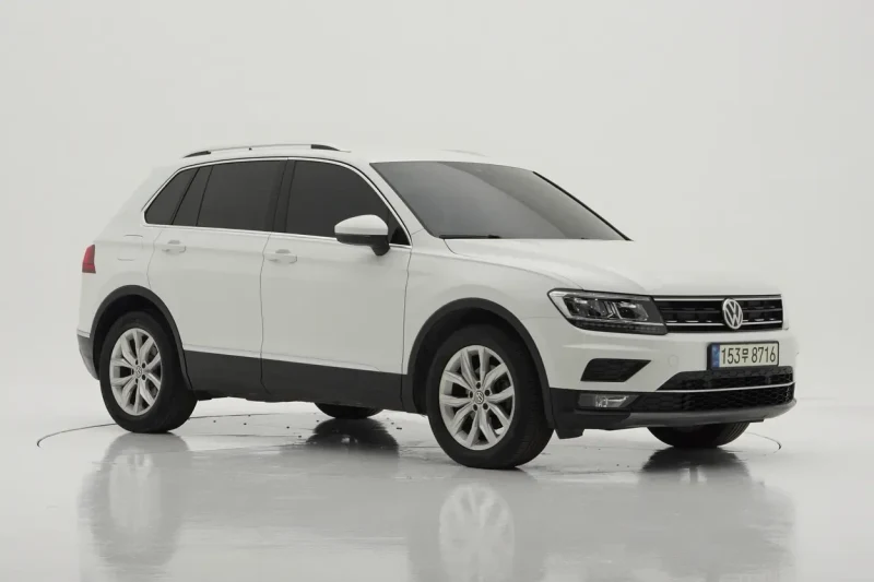 Volkswagen Tiguan 2.0 TDI Premium 8
