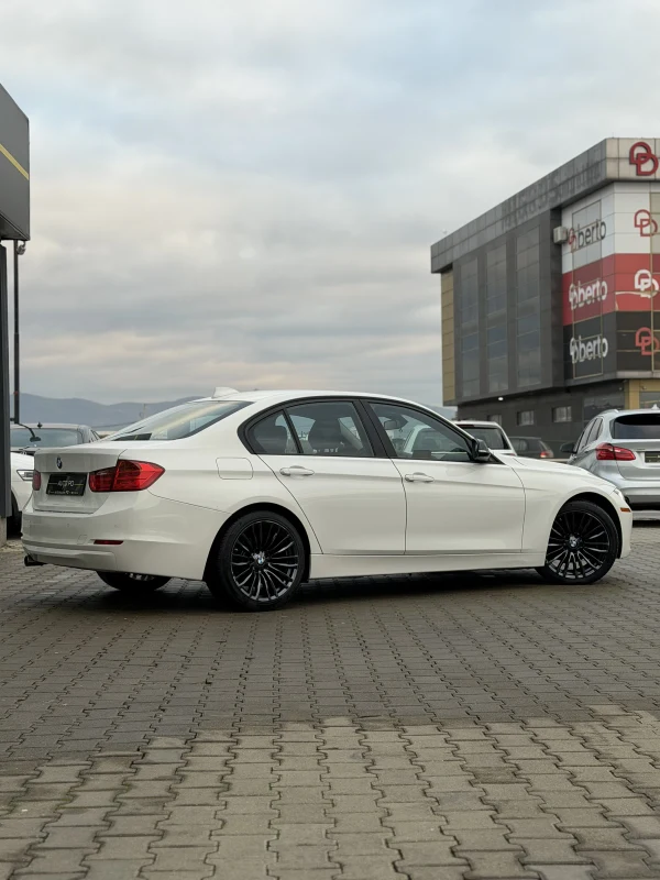 BMW 3-Series 320d ED Edition 6