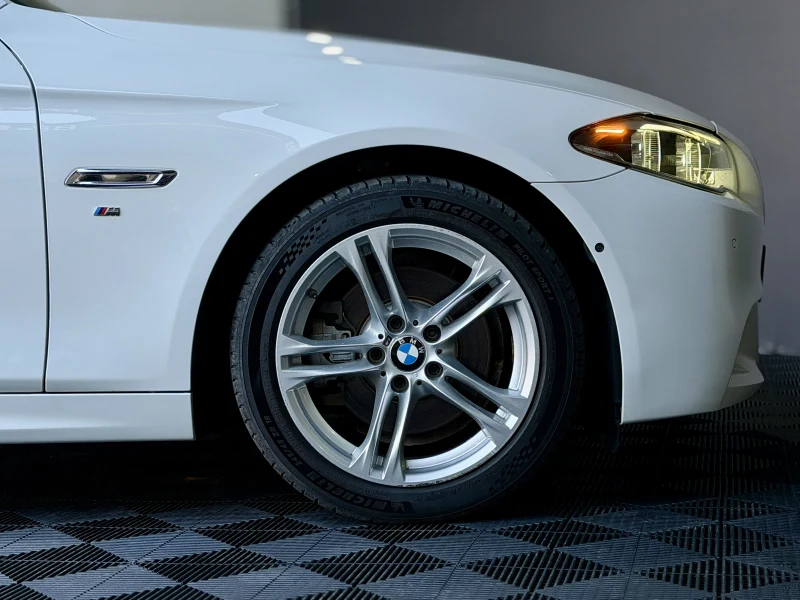 BMW 5-Series 520d M Sport package 7