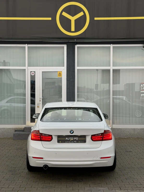 BMW 3-Series 320d ED Edition 4