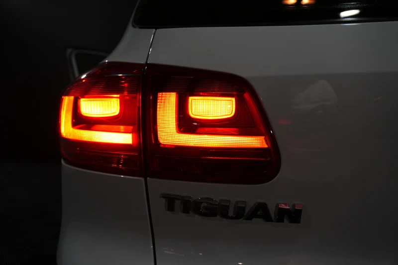 Volkswagen Tiguan 2.0 TDI 11