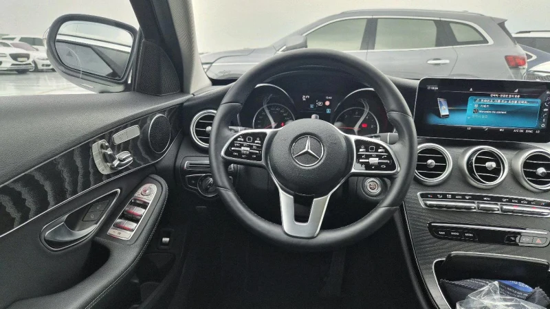 Mercedes-Benz C-Class C220 d Exclusive 12