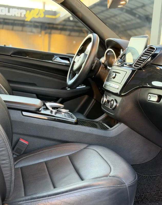 Mercedes-Benz GLE-Class GLE350 d 4MATIC AMG-Line 13