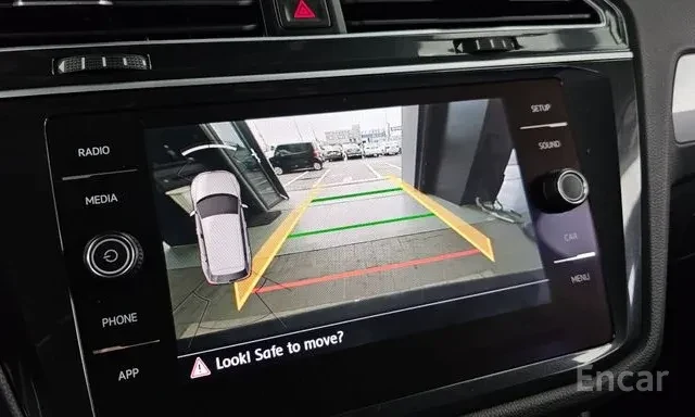 Volkswagen Tiguan 2.0 TDI Premium 21
