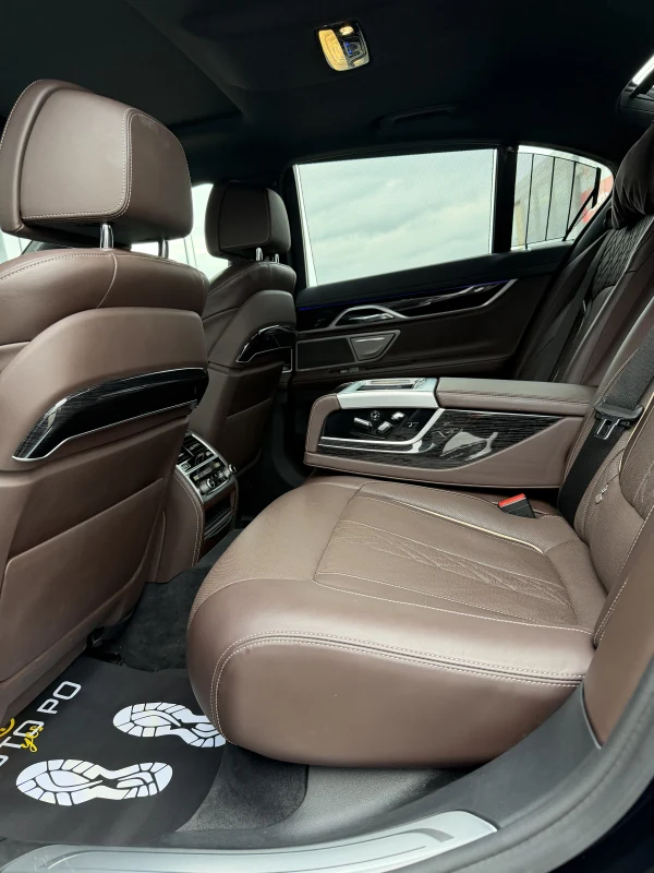 BMW 7-Series 740d xDrive M Sport Look 2020 13