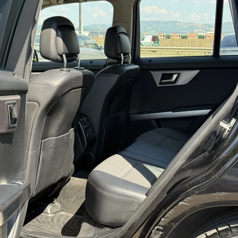 Mercedes-Benz GLK-Class 10