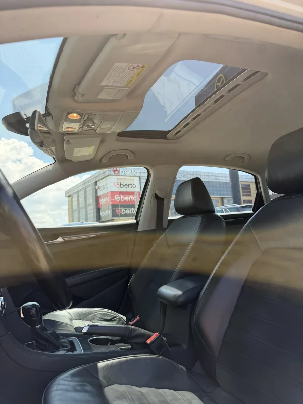 Volkswagen Passat B7 9