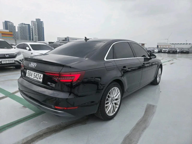 Audi A4 35 TDI Quattro Premium 6