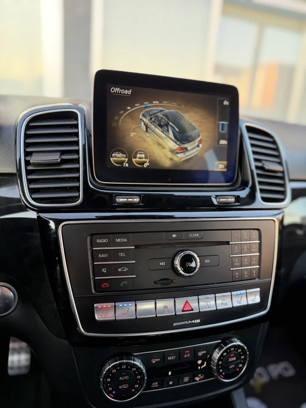 Mercedes-Benz GLE-Class GLE350 d 4MATIC AMG-Line 21