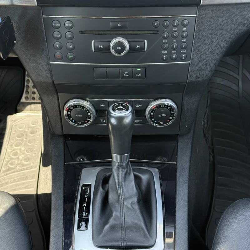 Mercedes-Benz GLK-Class 14
