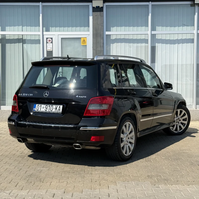 Mercedes-Benz GLK-Class 4