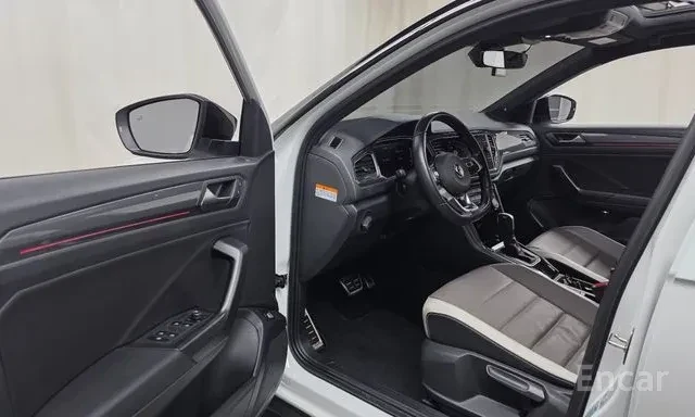 Volkswagen T-Roc 15
