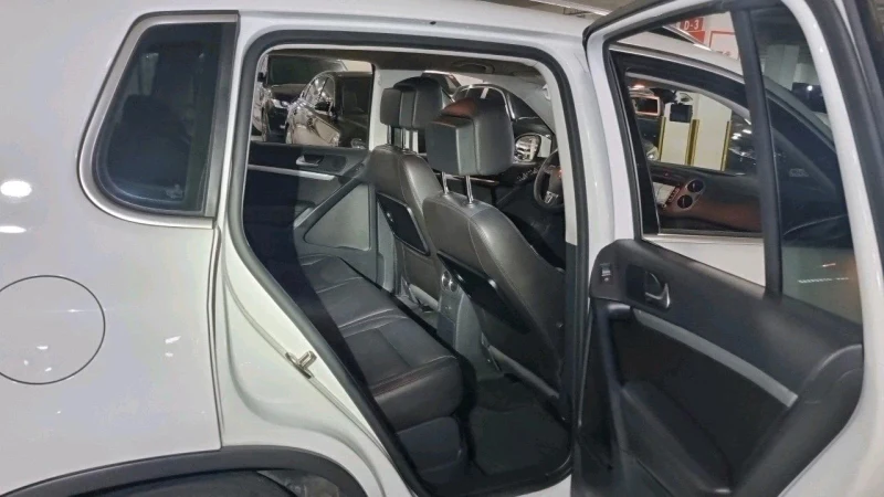 Volkswagen Tiguan 16