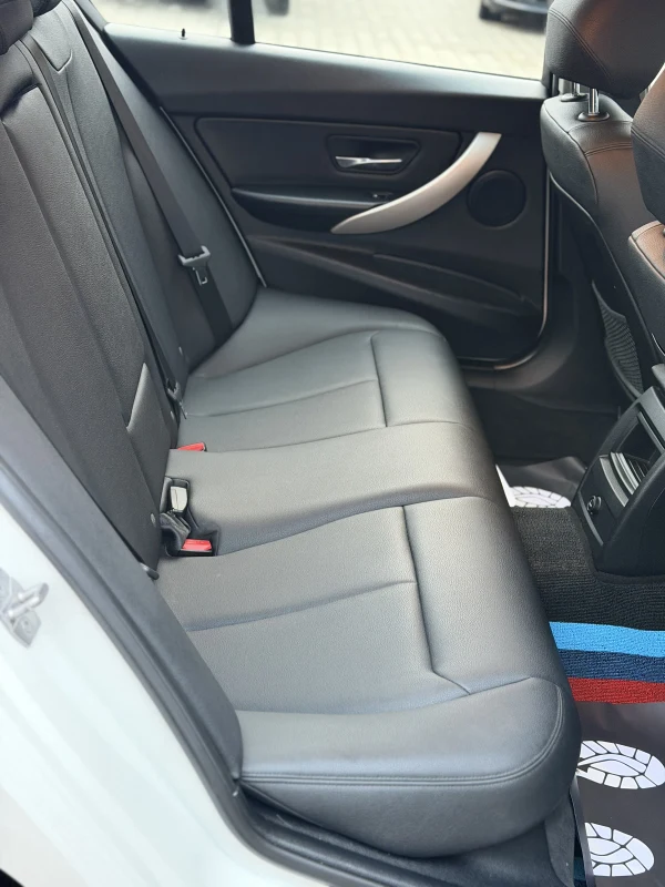 BMW 3-Series 320d ED Edition 12