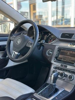 
										VW Passat CC 4Motion full									