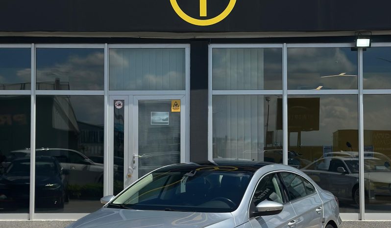 
								VW Passat CC full									