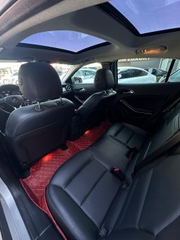 
										Mercedes Benz GLA200d 4Matic full									