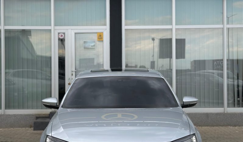 
								VW Jetta BMT Premium full									